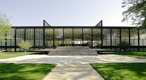 Crown Hall von Ludwig Mies van der Rohe ( Illinois Institute of Technology in Chicago)